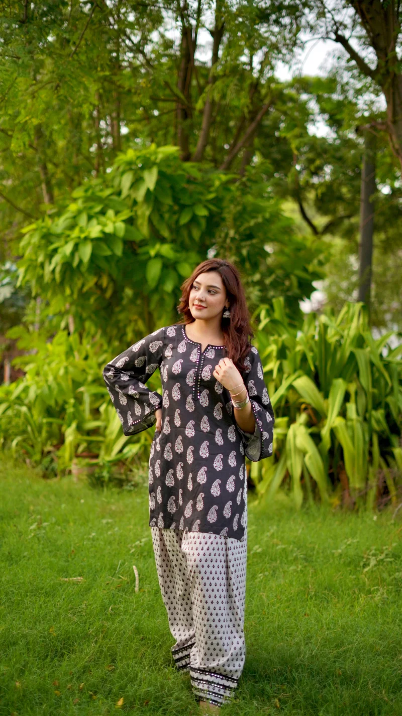 Naksh | 2 PC | STITCHED